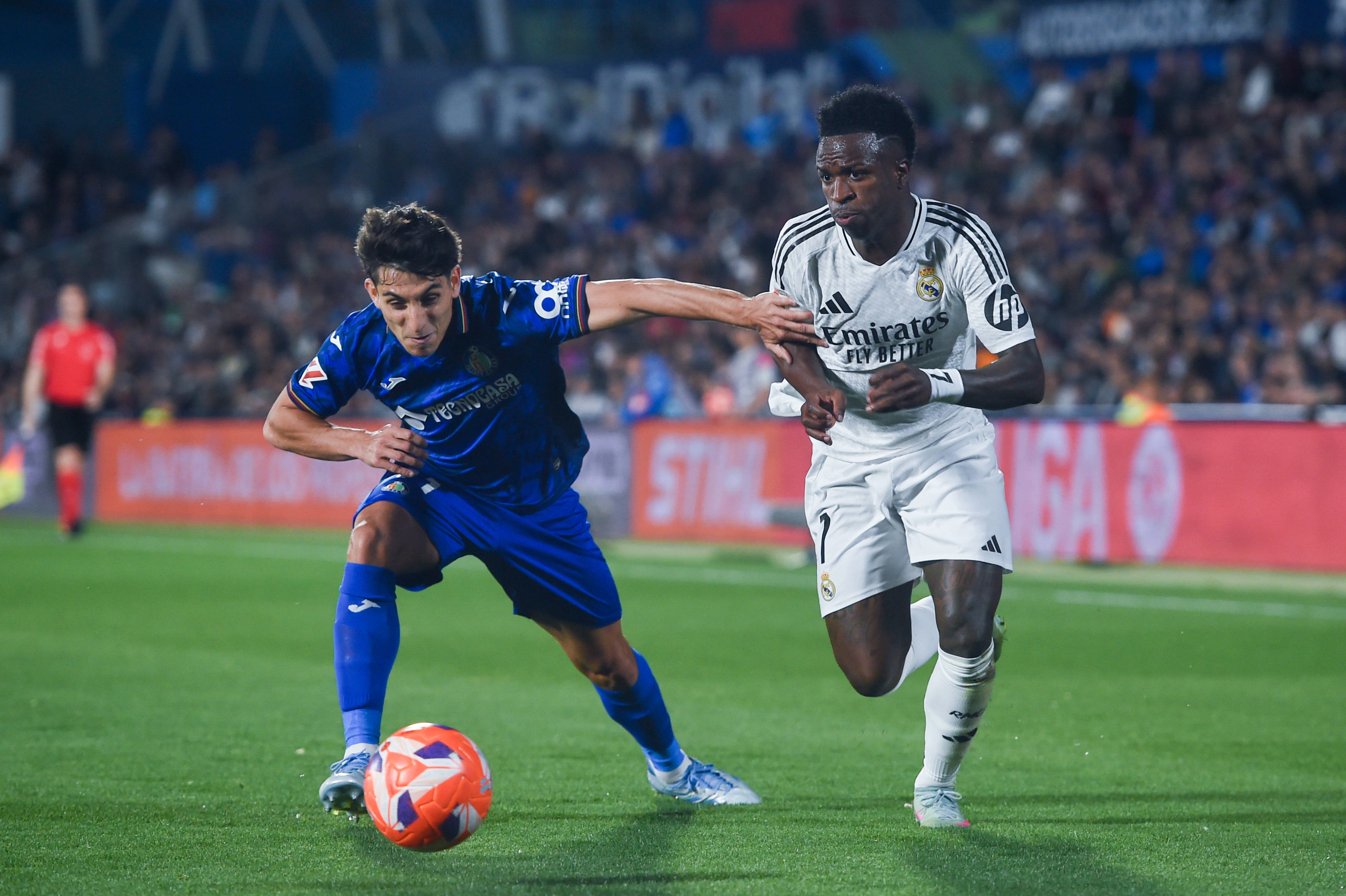 本菲卡险胜巴黎圣日耳曼，托马斯穆勒扑点救主西甲的简单介绍