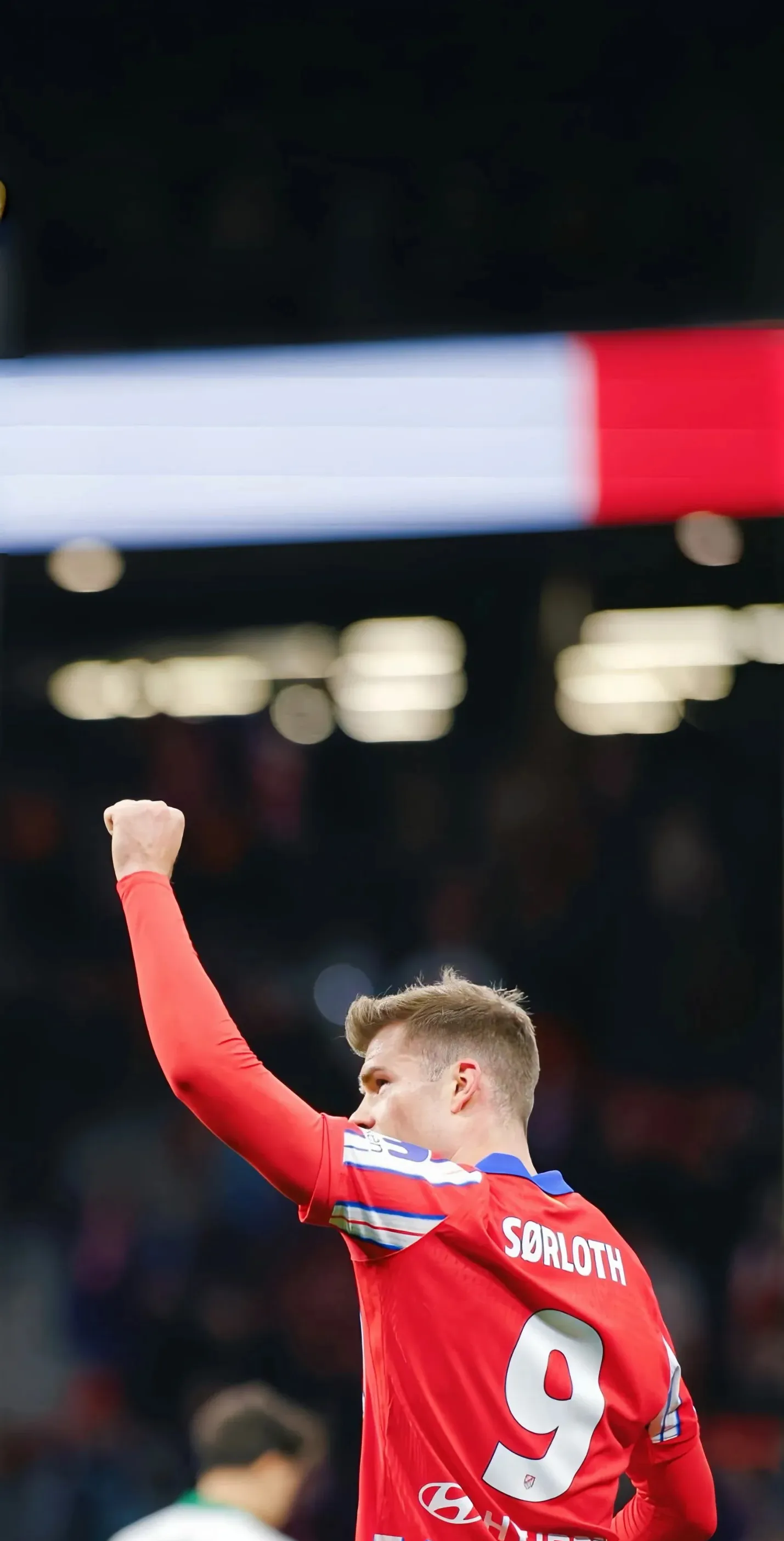 开云下载-马竞绝杀AC米兰，莫德里奇扑点救主意甲的简单介绍