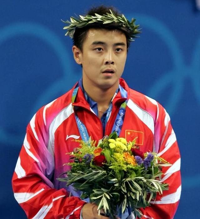 包含波兰乒乓球队险胜中国乒乓球队，王皓高光表现的词条